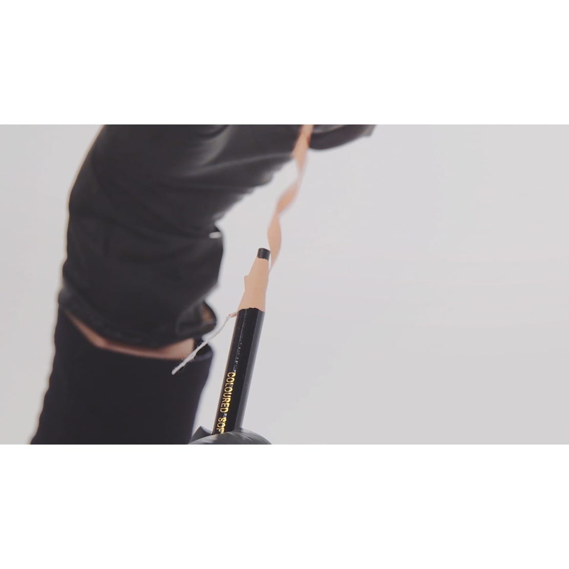 SKIN PENCIL BLACK 2pcs - Image 3